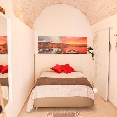 Room 20 - Piccola Camera In Pietra Bianca Giovinazzo Exteriér fotografie