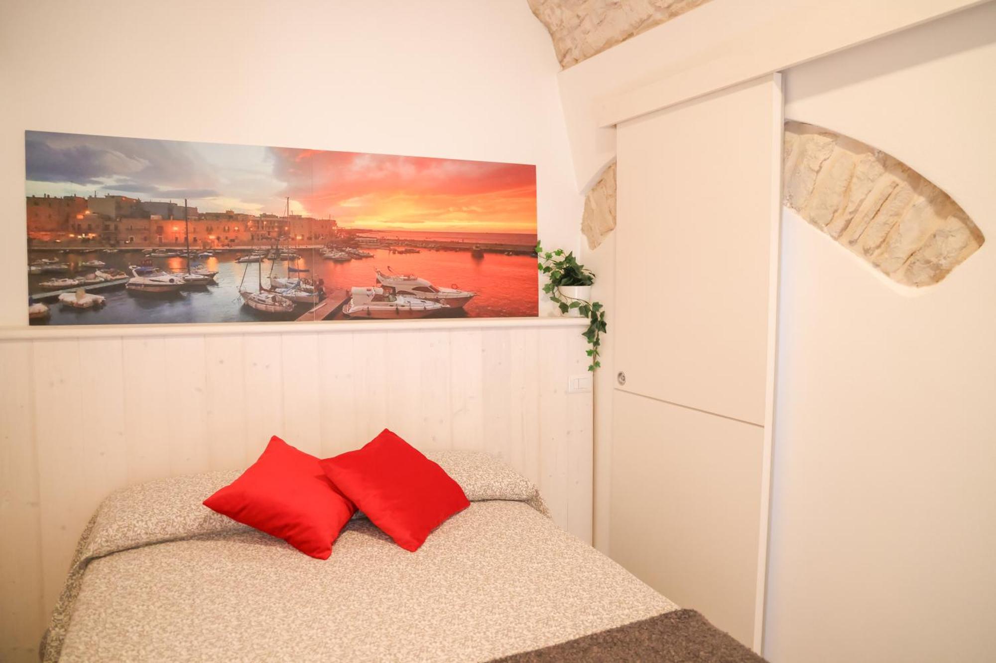 Room 20 - Piccola Camera In Pietra Bianca Giovinazzo Exteriér fotografie